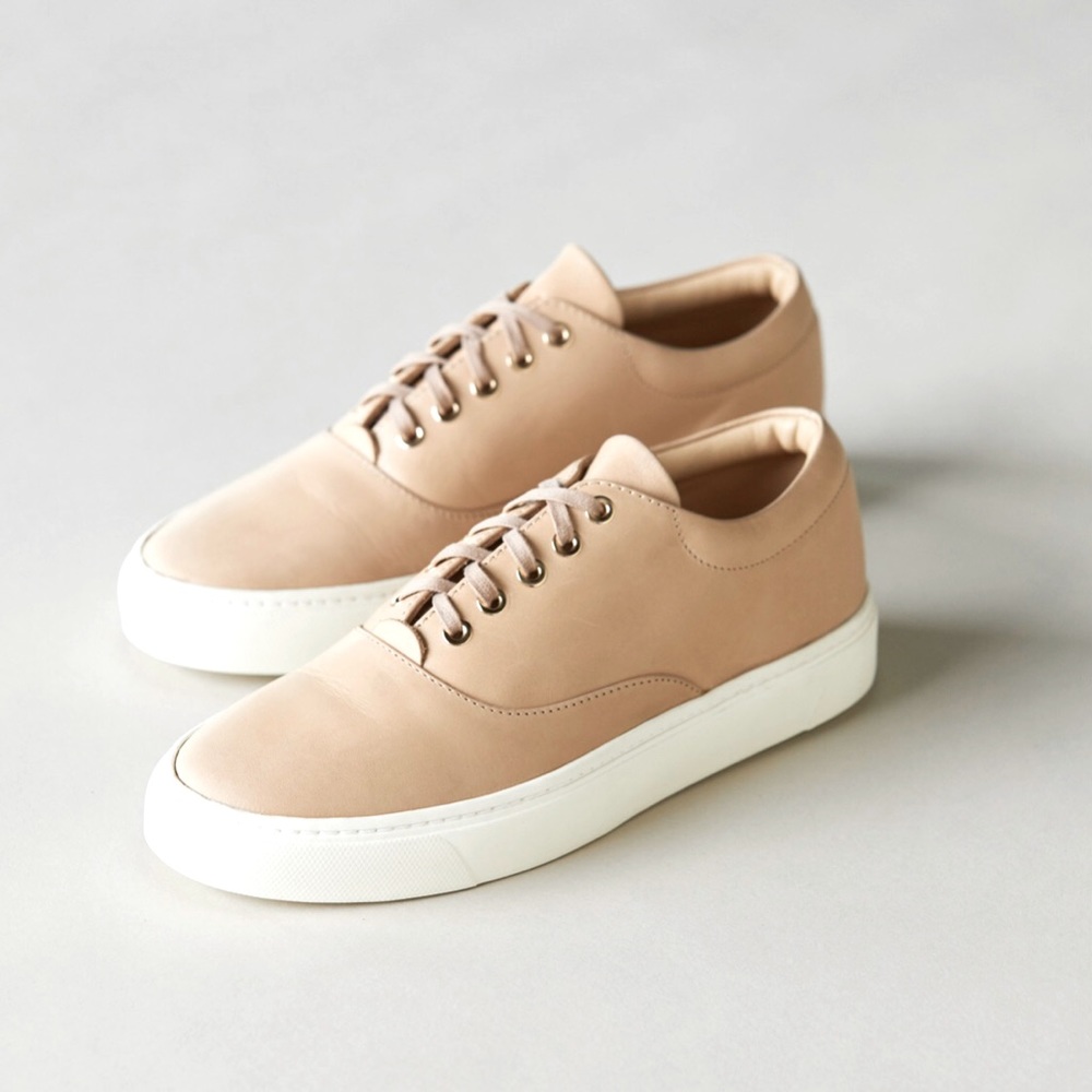 Nisolo Elayna Sneakers in Natural Vachetta